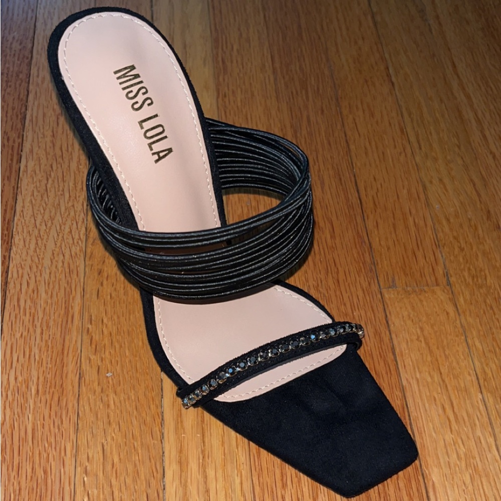 Miss Lola Slip On Heels
